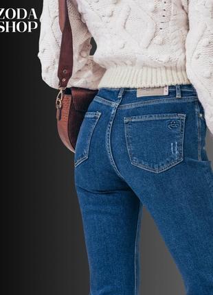Женские джинсы-мом с утеплением, синие, на молнию и пуговицу, длинные, со стандартной посадкой