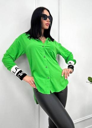 Женская блуза с принтом микки 46-48. зеленый