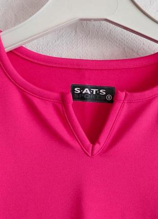 Гарна жіноча спортивна футболка кофта розмір s 44 ог84 см лайкра 14% pink короткий рукав фітнес біг8 фото