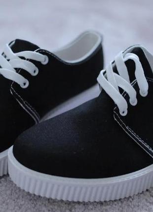 Удобные кроссовки р.36,37