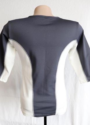 Гарна жіноча спортивна футболка кофта розмір s 44 ог84 см лайкра 14% сіра короткий рукав фітнес біг3 фото