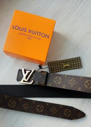 Модный кожаный ремень