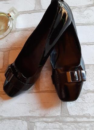 Кожаные туфли со вставками под кожу крокодила2 фото