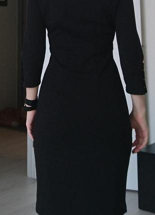 Черное платье с заклепками4 фото