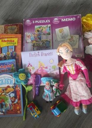 Книги+пазлы куклы и прочее (цена за все вместе!)