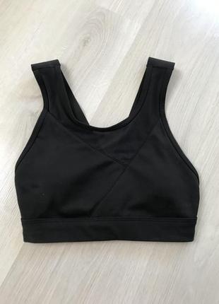 Спортивний топ топ reebok чорний короткий топ