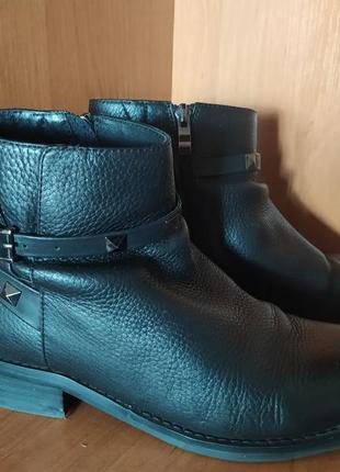 Ботинки  estro