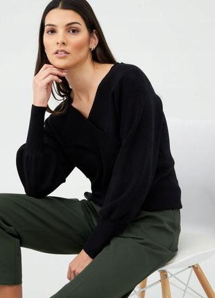 Жіночий светр з v-подібним декольте, l