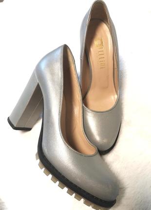 Туфли fellini италия р. 37, серый, серебро, кожа, феллини