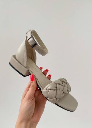 Босоножки из натуральной кожи косычка распродаж