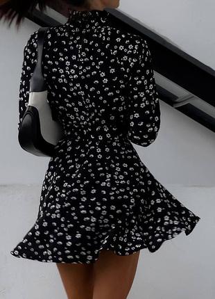 Женское платье