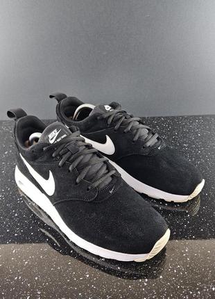 Кроссовки nike air max tavas. размер 44,