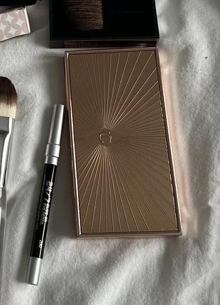 Хйлайтер від charlotte tilbury