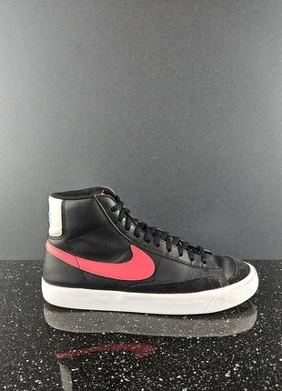 Кроссовки nike blazer. размер 39,5 фото