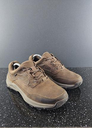 Кросівки merrell gore-tex. розмір 43,