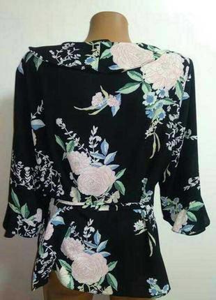 Блуза на запах цветочный принт с воланами 16/50-52 размер f&amp;f5 фото