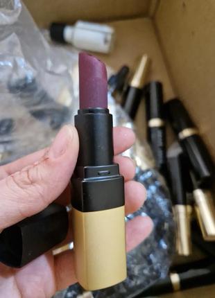 Помада bobbi brown