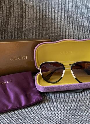 Солнцезащитные очки gucci unisex aviator, оригинал1 фото