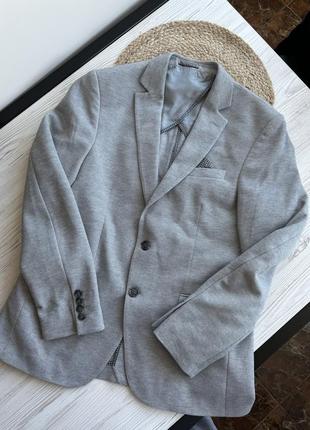 Піджак чоловічий