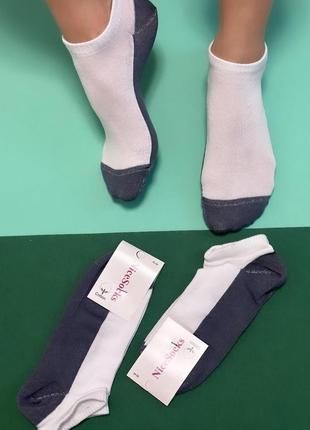 Жіночі короткі демісезонні,літні шкарпетки 36-40р.білі.україна.1 фото