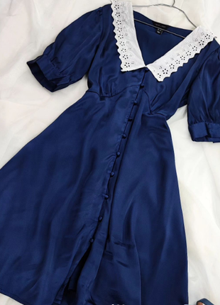 Темно-синя сатинова сукня з гарним комірцем new look1 фото