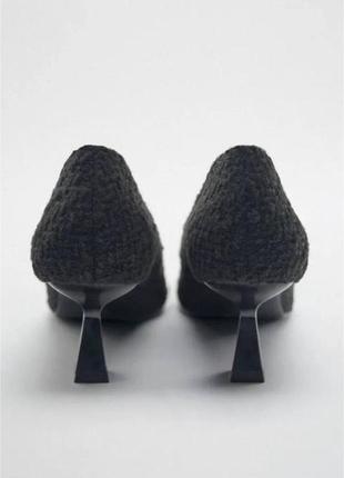 Туфли лодочки мюлли тренд женские хит в топе топ черные туфли на каблуке мода твидовые брошь3 фото