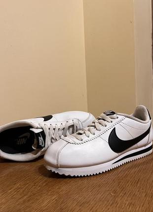 Кросівки nike cortez найк кортез. розмір 362 фото