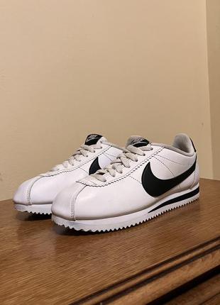 Кросівки nike cortez найк кортез. розмір 365 фото