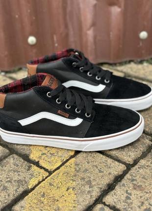 Vans chapman mid жіночі чорні кросівки кеди бренду ванс оригінал