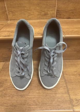 Сникерсы женские ugg, мокасины, кроссовки, разомер 40, потолка 26 см,4 фото