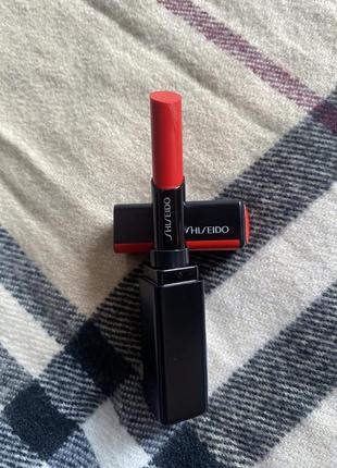 Бальзам для губ - shiseido 105 poppy (cherry) colorgel lipbalm с увлажняющим эффектом