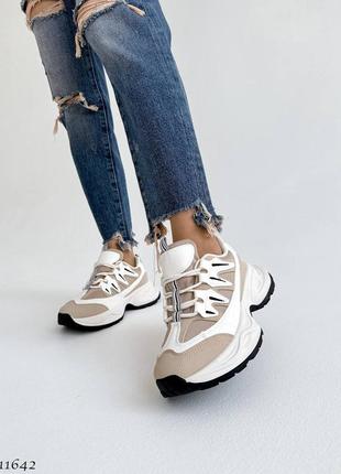 Кроссовки на трендовой подошве комбинированные на массивной подошве / сникерсы весна / кроссовки женски5 фото