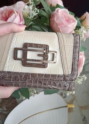 Вінтажний лаковий гаманець guess