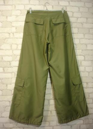 Широкие плащевые штаны карго (с накладными карманами), низ стягивается vsct3 фото