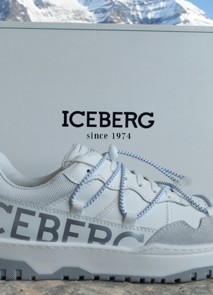 Кроссовки 42,43р. iceberg италия