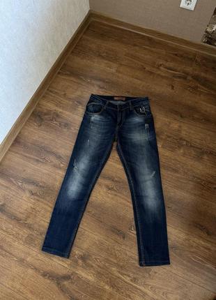 Стильные  синие мом идеальные  джинсы dsquared2 фото