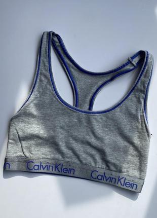 Топ calvin klein1 фото