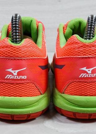 Жіночі спортивні кросівки mizuno оригінал, розмір 358 фото