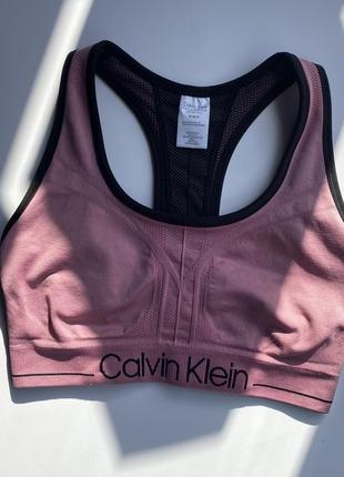 Топ calvin klein