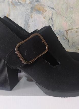 Женские черные туфли на каблуке размер 383 фото