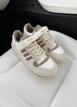 Женские кожаные кроссовки adidas forum 84 low white brown адидас форум6 фото