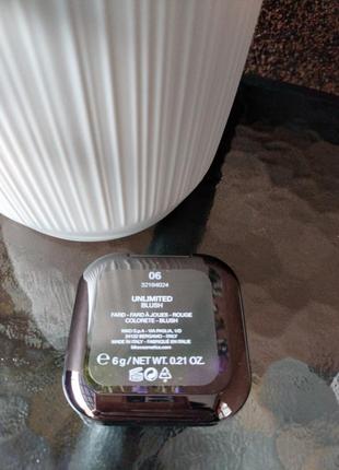 Стойкие пудровые румяна kiko milano unlimited blush 06 brick