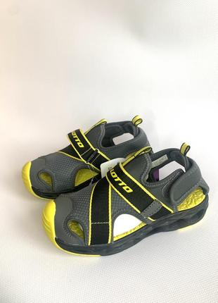 Спортивні сандалі босоніжки lotto 30-31 р