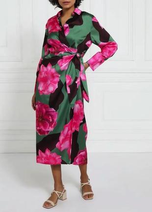 Чудова сатинова сукня на запах від британського бренду gallery