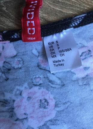 Крпсивый укороченный топ кофточка в цветы h&m3 фото