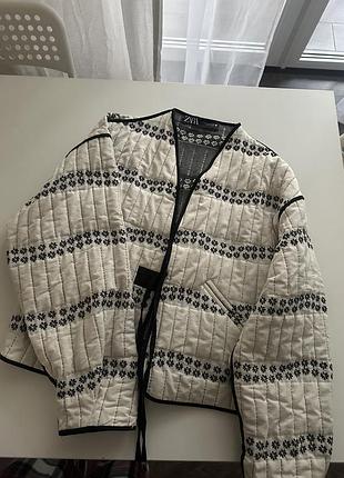 Куртка фуфайка zara