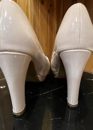 Туфли женские