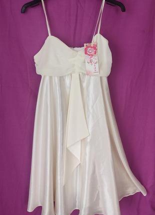 Сукня в білизняному стилі з австралії роз. 44