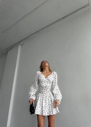 Легкий жіночий комбінезон у вигляді сукні5 фото