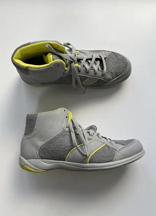 Кросівки з текстилю для хлопчика сірі високі підліткові демісезонні3 фото